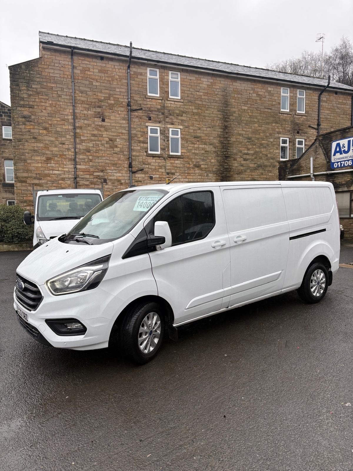 Used Ford Transit Custom 2022 for sale - 77460553: Photo 2