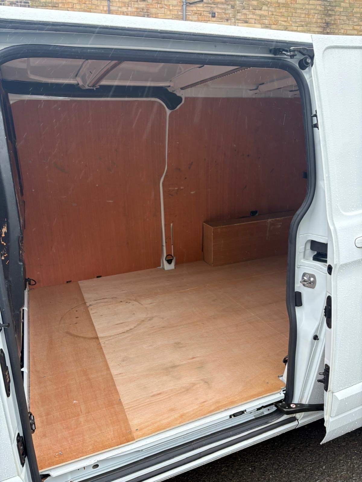 Used Ford Transit Custom 2022 for sale - 77460553: Photo 6