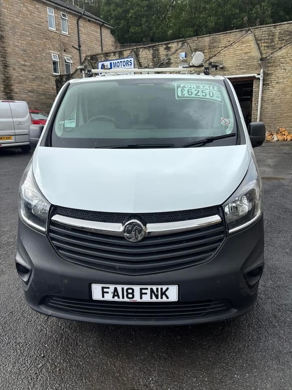 Used Vauxhall Vivaro 2018 for sale - 75975016: Photo 2