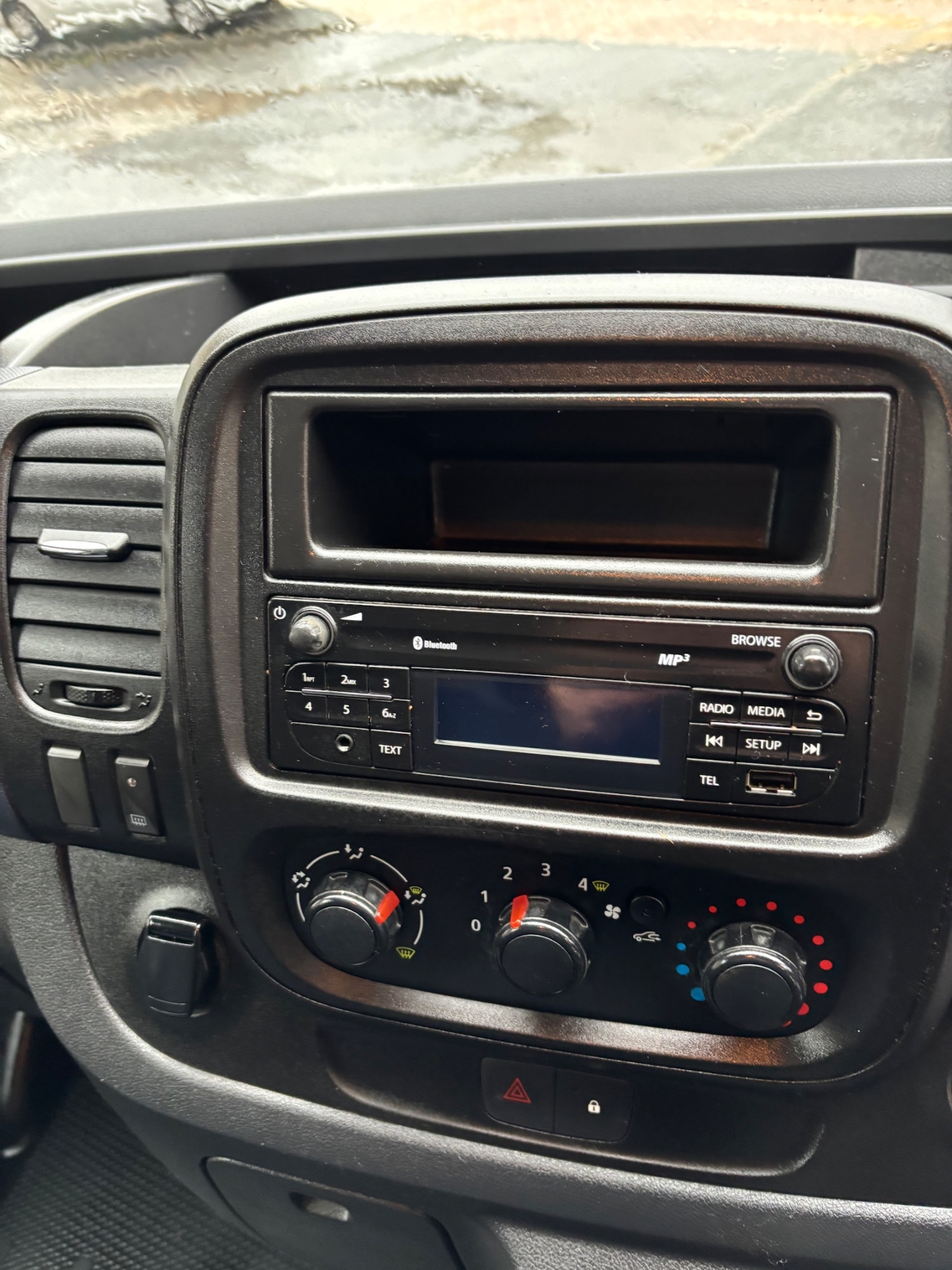 Used Vauxhall Vivaro 2018 for sale - 76863695: Photo 9