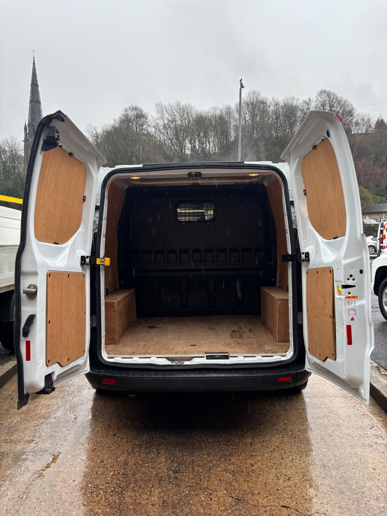 Used Ford Transit Custom 2023 for sale - 76948769: Photo 6