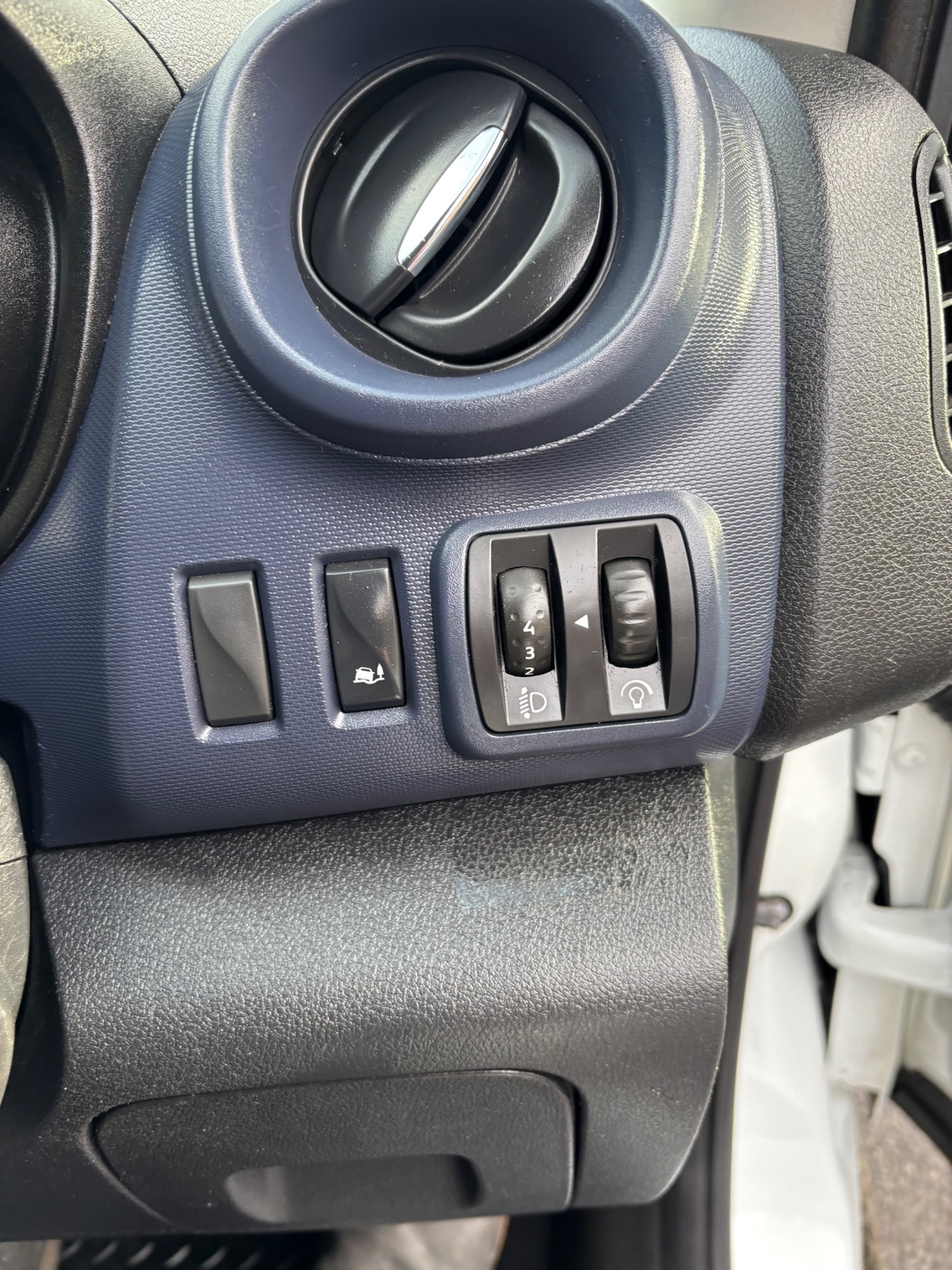 Used Vauxhall Vivaro 2017 for sale - 76863740: Photo 16