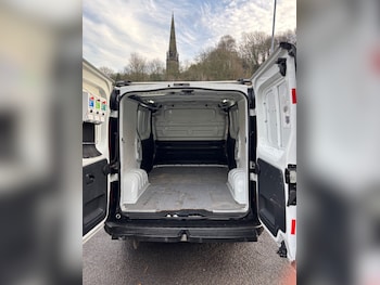 Used Vauxhall Vivaro 2017 for sale - 76863740: Photo