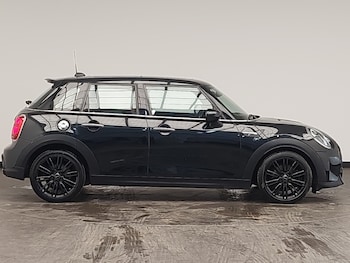 Used MINI Hatch 2022 for sale - 76666366: Photo