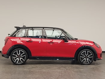 Used MINI Cooper 2024 for sale - 77509321: Photo