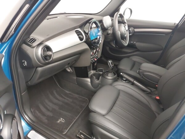 Used MINI Cooper 2023 for sale - 76238397: Photo 7