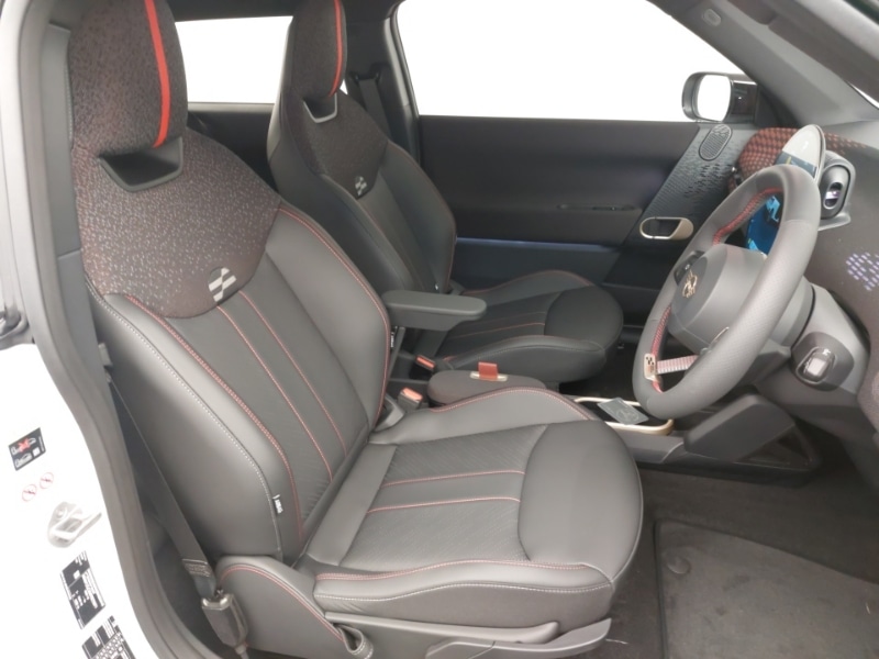 Used MINI Cooper 2025 for sale - 78202956: Photo 11