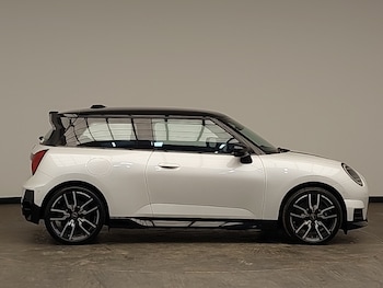 Used MINI Cooper 2025 for sale - 78202956: Photo