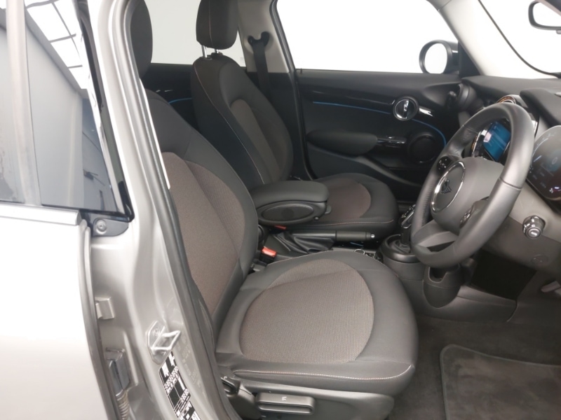 Used MINI Hatch 2023 for sale - 76484030: Photo 11