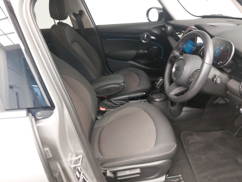 Used MINI Hatch 2023 for sale - 76484030: Photo 6