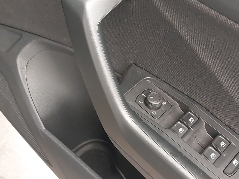 Used Volkswagen T-Roc 2023 for sale - 76700048: Photo 17