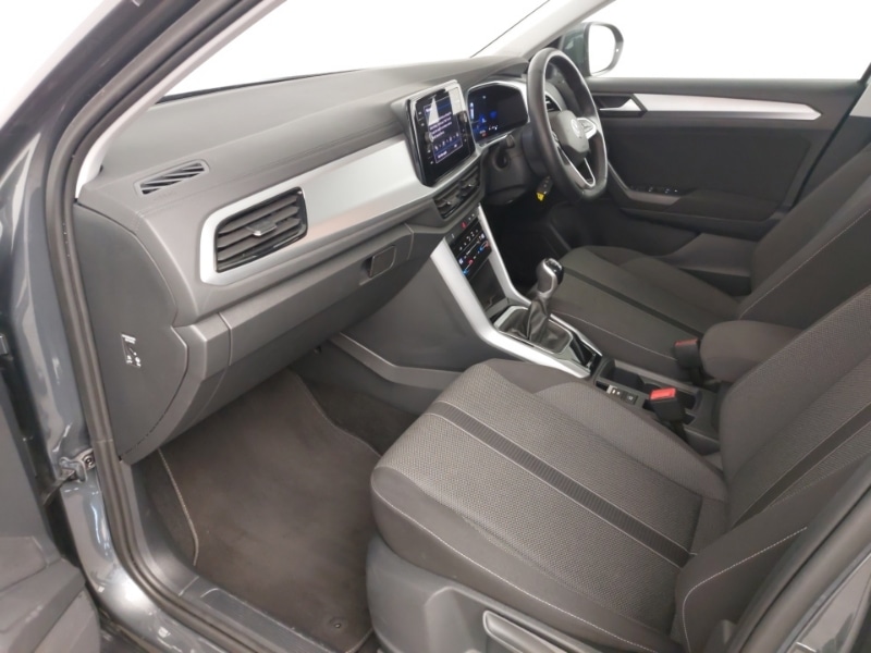 Used Volkswagen T-Roc 2023 for sale - 76700048: Photo 7