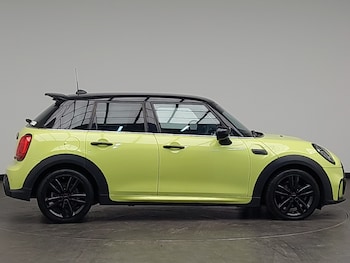 Used MINI Cooper 2022 for sale - 76213261: Photo 2