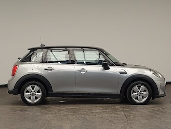 Used MINI Cooper 2023 for sale - 77695012: Photo
