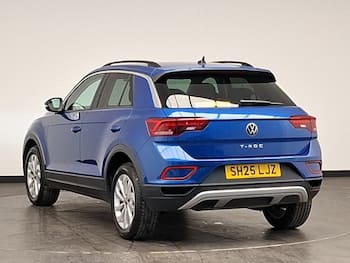 Used Volkswagen T-Roc 2025 for sale - 79714380: Photo