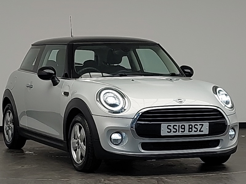 Used MINI Hatch 2019 for sale - 76560607: Photo 1