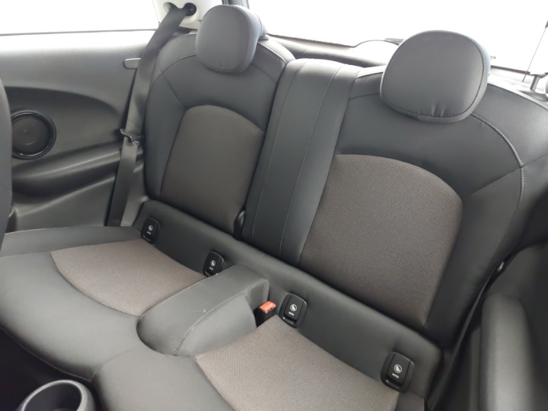 Used MINI Hatch 2019 for sale - 76560607: Photo 12