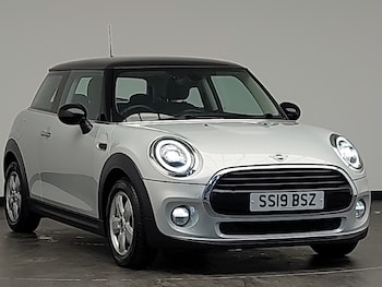 Used MINI Hatch 2019 for sale - 76560607: Photo