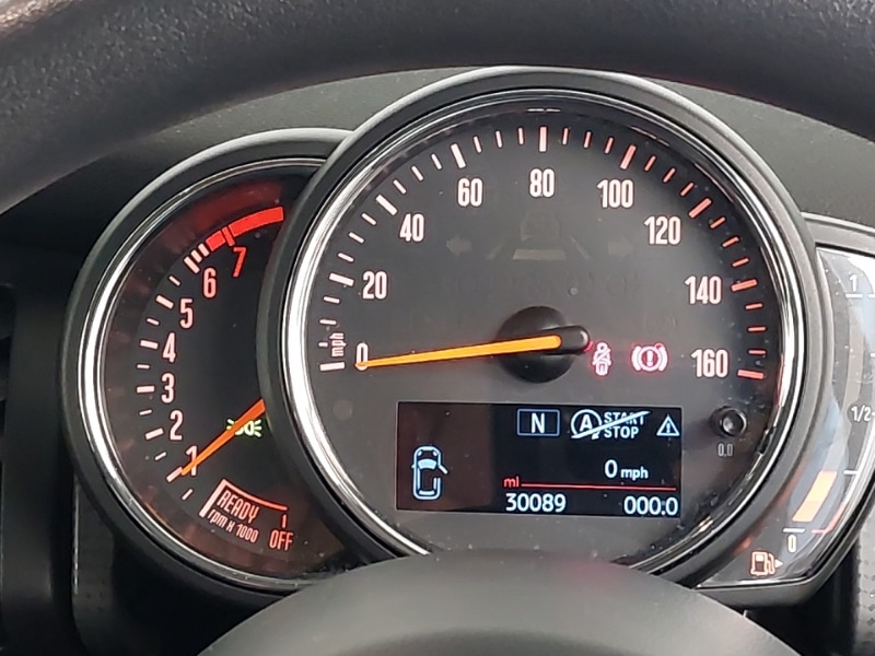 Used MINI Hatch 2019 for sale - 76560607: Photo 9