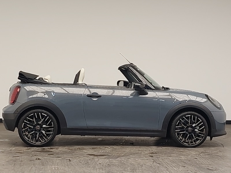 Used MINI Cooper 2025 for sale - 77223639: Photo 2