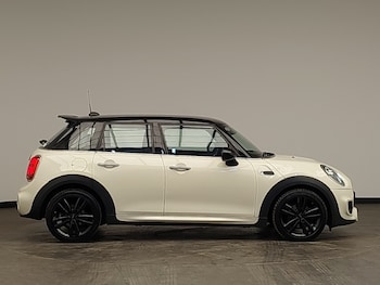 Used MINI Cooper 2019 for sale - 77815949: Photo