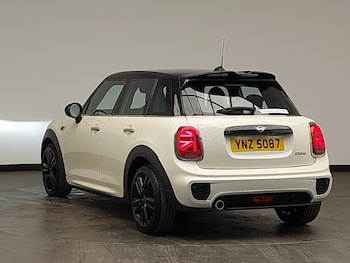 Used MINI Cooper 2019 for sale - 77815949: Photo