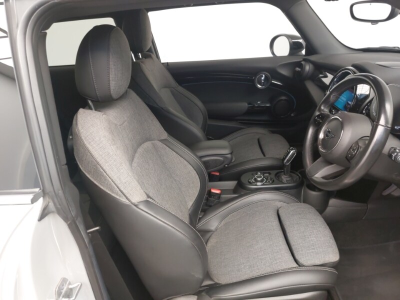 Used MINI Hatch 2021 for sale - 77678295: Photo 6