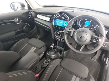 Used MINI Hatch 2024 for sale - 77495374: Photo