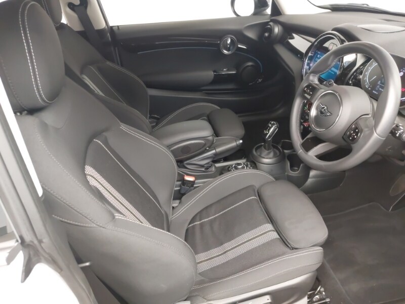 Used MINI Hatch 2024 for sale - 77495374: Photo 6