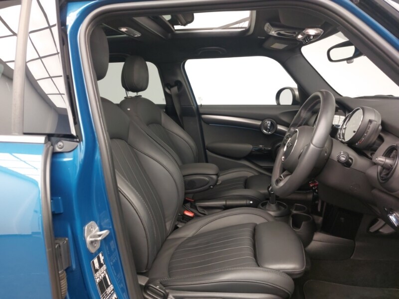 Used MINI Cooper 2022 for sale - 76737048: Photo 11