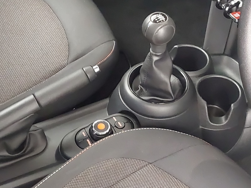 Used MINI Hatch 2019 for sale - 77057077: Photo 10