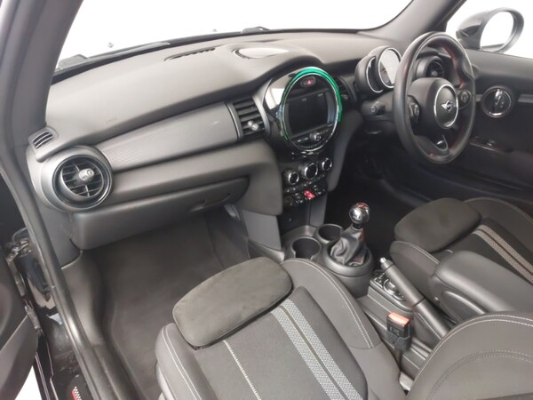 Used MINI Cooper 2019 for sale - 75518812: Photo 7