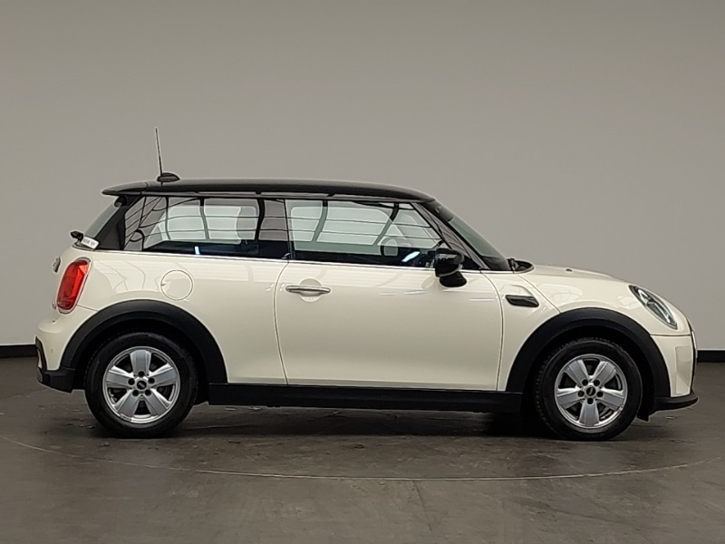 Used MINI Hatch 2022 for sale - 76393238: Photo 2