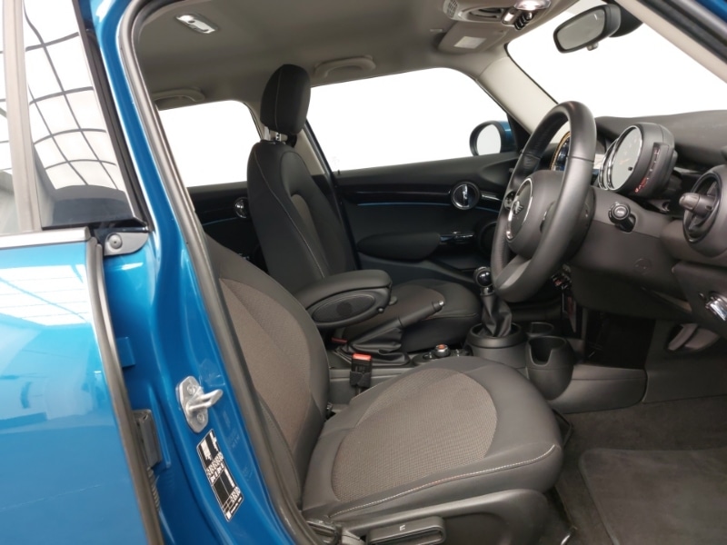 Used MINI Hatch 2021 for sale - 77024692: Photo 6