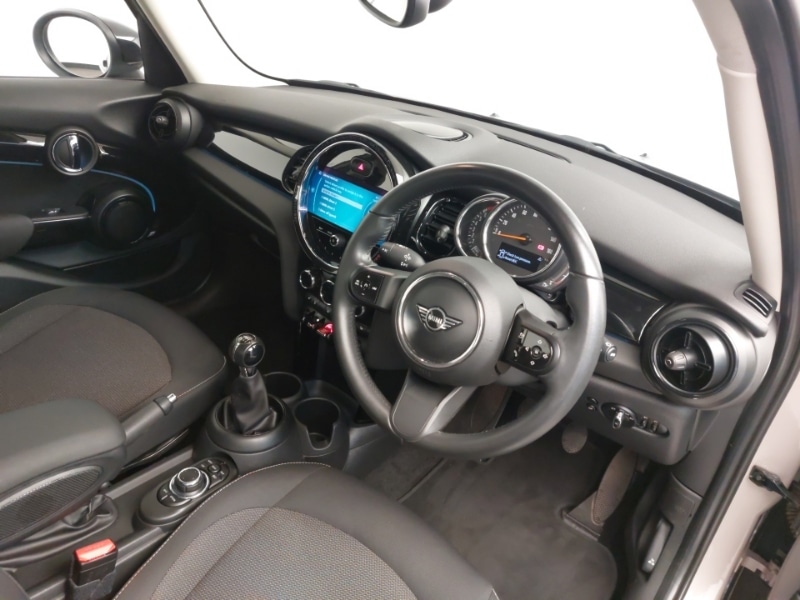 Used MINI Hatch 2022 for sale - 76987428: Photo 6