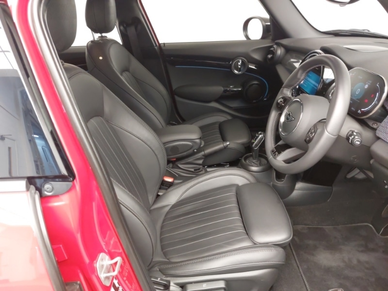 Used MINI Hatch 2023 for sale - 76897764: Photo 6