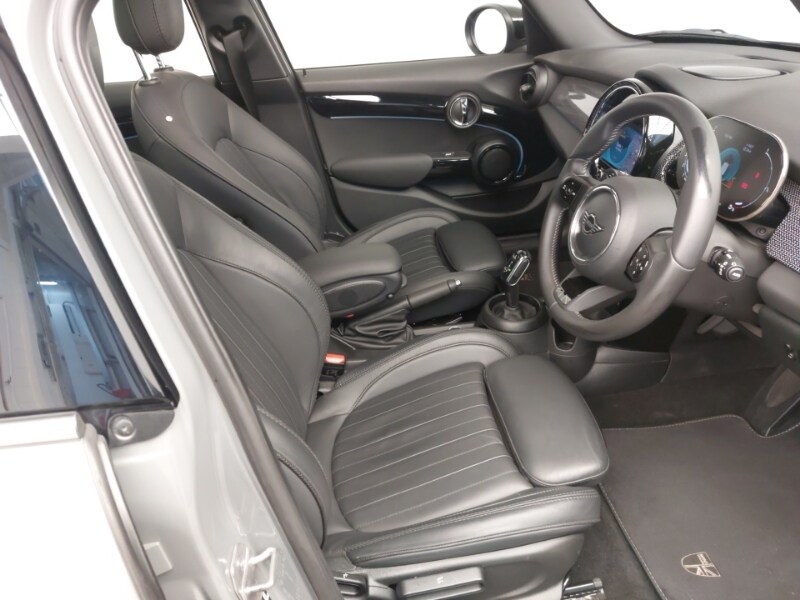 Used MINI Hatch 2021 for sale - 77606208: Photo 6