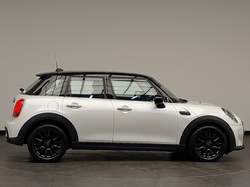 Used MINI Hatch 2023 for sale - 76511650: Photo 2