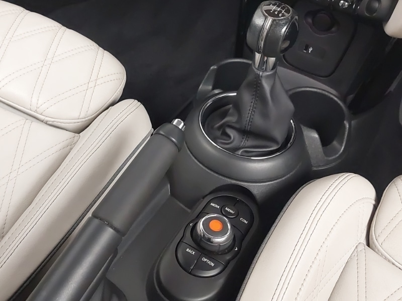 Used MINI Cooper 2019 for sale - 76602552: Photo 10