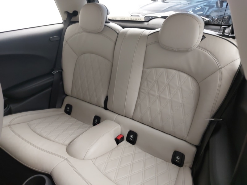 Used MINI Cooper 2019 for sale - 76602552: Photo 12