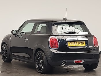 Used MINI Cooper 2019 for sale - 76602552: Photo