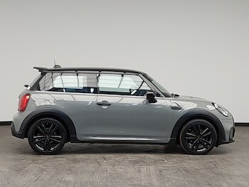 Used MINI Hatch 2021 for sale - 77371422: Photo