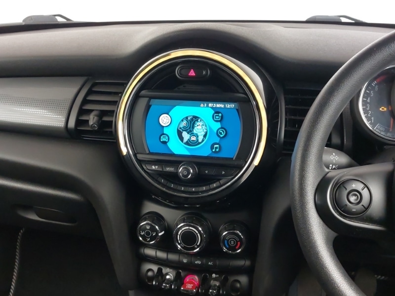 Used MINI Hatch 2019 for sale - 76816357: Photo 8