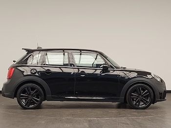 Used MINI Hatch 2022 for sale - 76397544: Photo