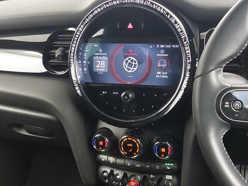 Used MINI Hatch 2022 for sale - 76397544: Photo 8