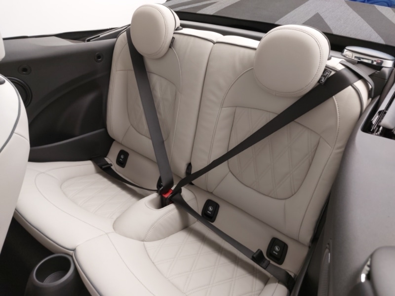 Used MINI Convertible 2023 for sale - 77371390: Photo 12