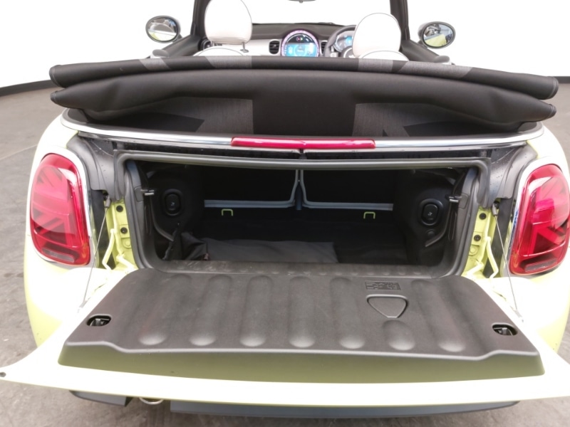 Used MINI Convertible 2023 for sale - 77371390: Photo 13