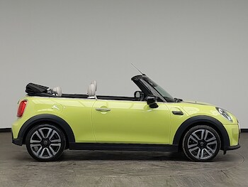 Used MINI Convertible 2023 for sale - 77371390: Photo