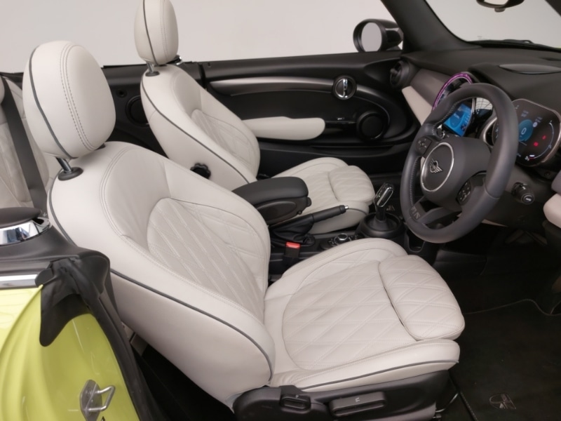 Used MINI Convertible 2023 for sale - 77371390: Photo 6