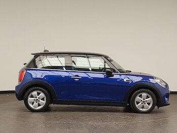 Used MINI Hatch 2018 for sale - 78873110: Photo